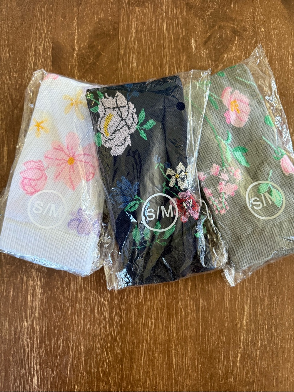 Floral Pattern Compression Socks - Multipack (White, Black, Gray)